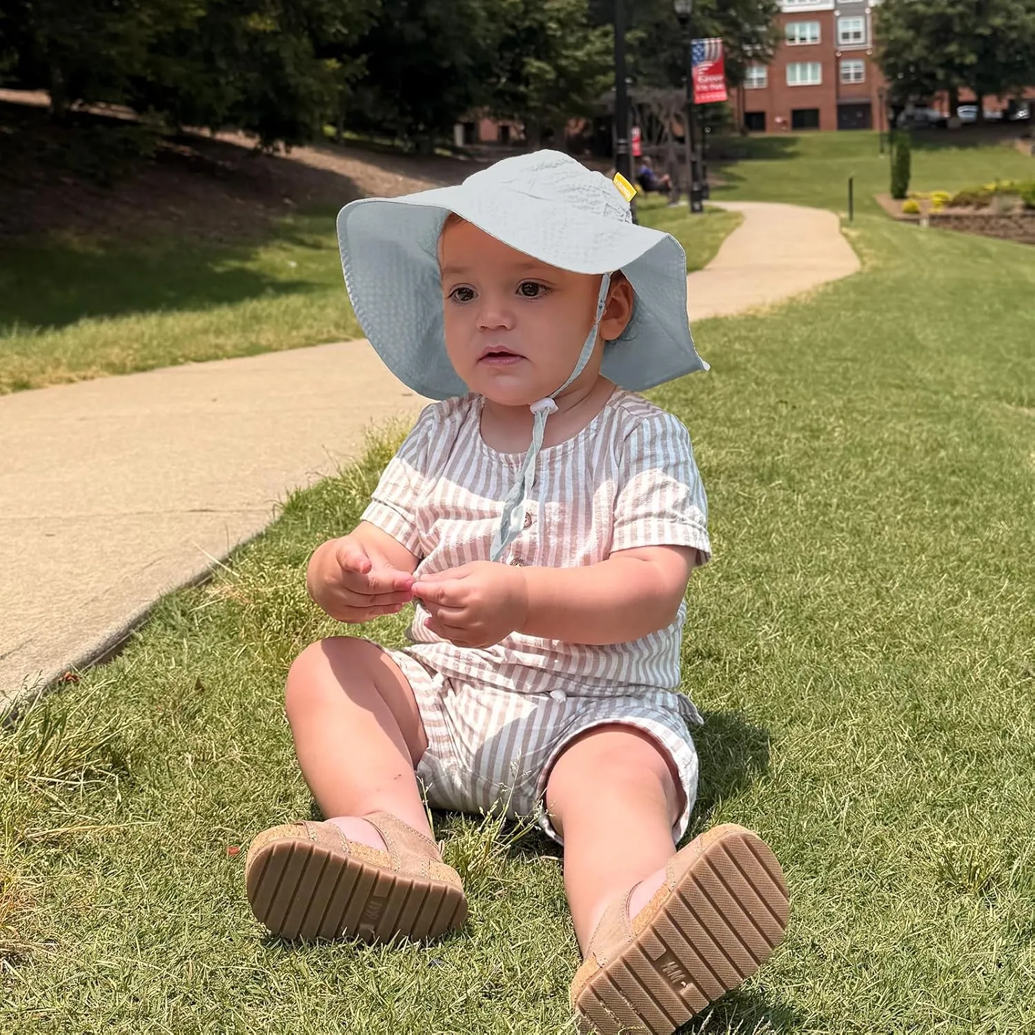 HONGTEYA Baby Sun Hat Toddler Girl Beach Hat Adjustable Outdoor Summer Hat UPF 50  Sun Protection Wide Brim Infant Kids
